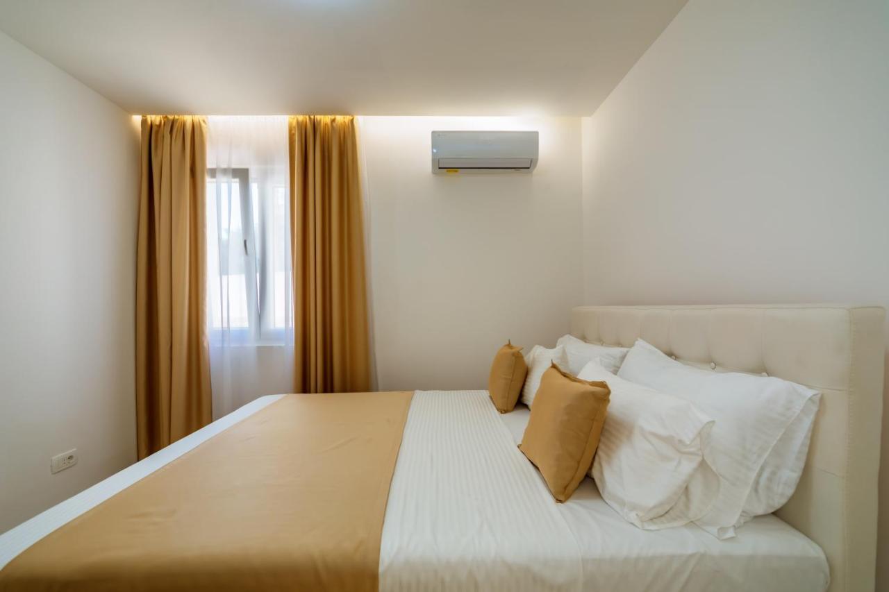 بار Hotel Ms المظهر الخارجي الصورة
