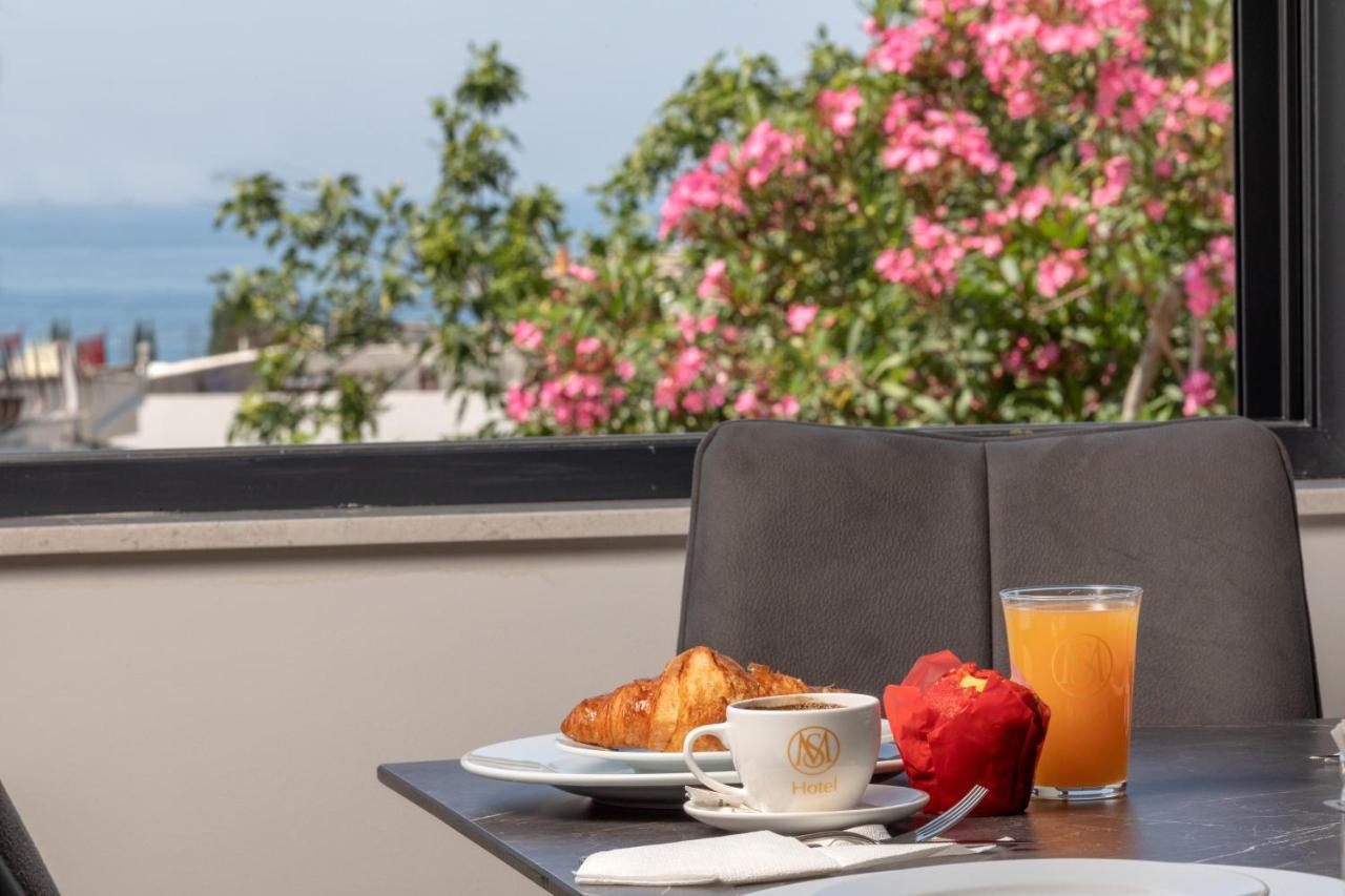 بار Hotel Ms المظهر الخارجي الصورة